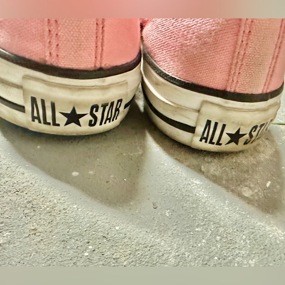 Women’s pink Converse size 8 - Picture 8 of 12